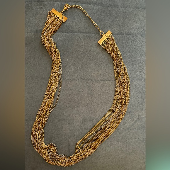 Multi strain two tone necklace - Picture 2 of 3